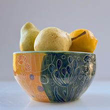 Load image into Gallery viewer, 27 - BOWL: Serving/Fruit Bowl