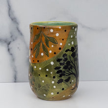 Load image into Gallery viewer, 22 - TUMBLER: Squirrel and Her Tree