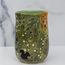 Load image into Gallery viewer, 22 - TUMBLER: Squirrel and Her Tree