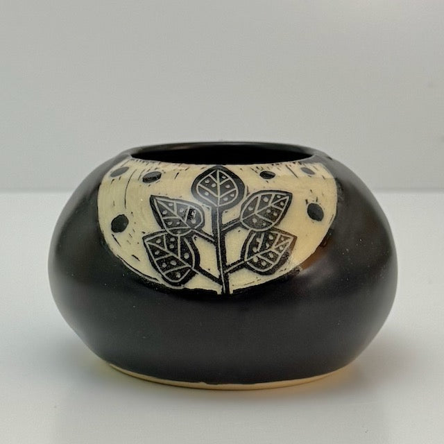 Small Vase 01 - Woodland Medallion