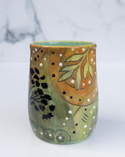 Load image into Gallery viewer, 14 - TUMBLER: Squirrel and Oak