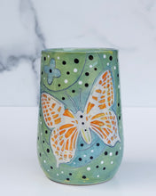 Load image into Gallery viewer, 18 - TUMBLER: In the Garden