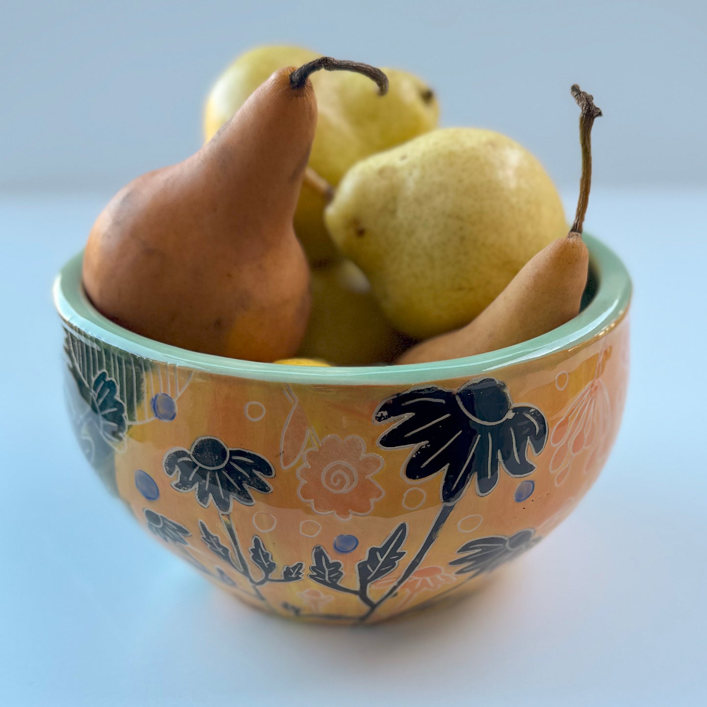 27 - BOWL: Serving/Fruit Bowl