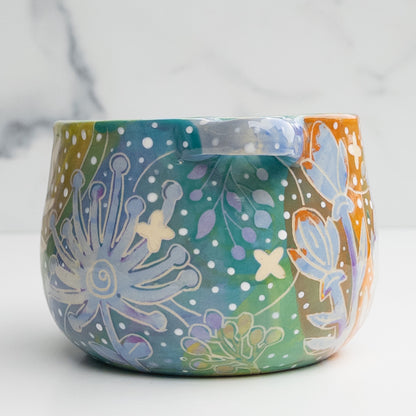 30 - BOWL W/HANDLES: Garden Bowl
