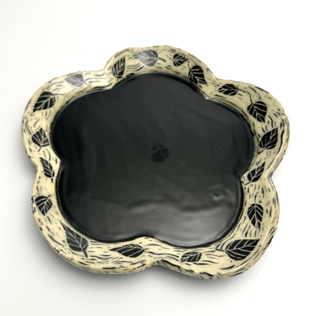 Scalloped Serving/Salad Plate - Swirling Leaves with Woodcut Marks