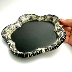 Scalloped Serving/Salad Plate - Swirling Leaves with Black/White Rim